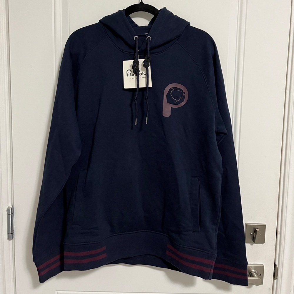 NWT - Penfield Men’s Big P Bear Chest Print Hoodie - Size XL